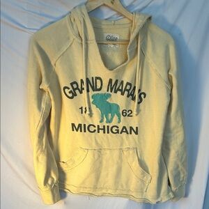 Blue 84 Cream Knit Garment